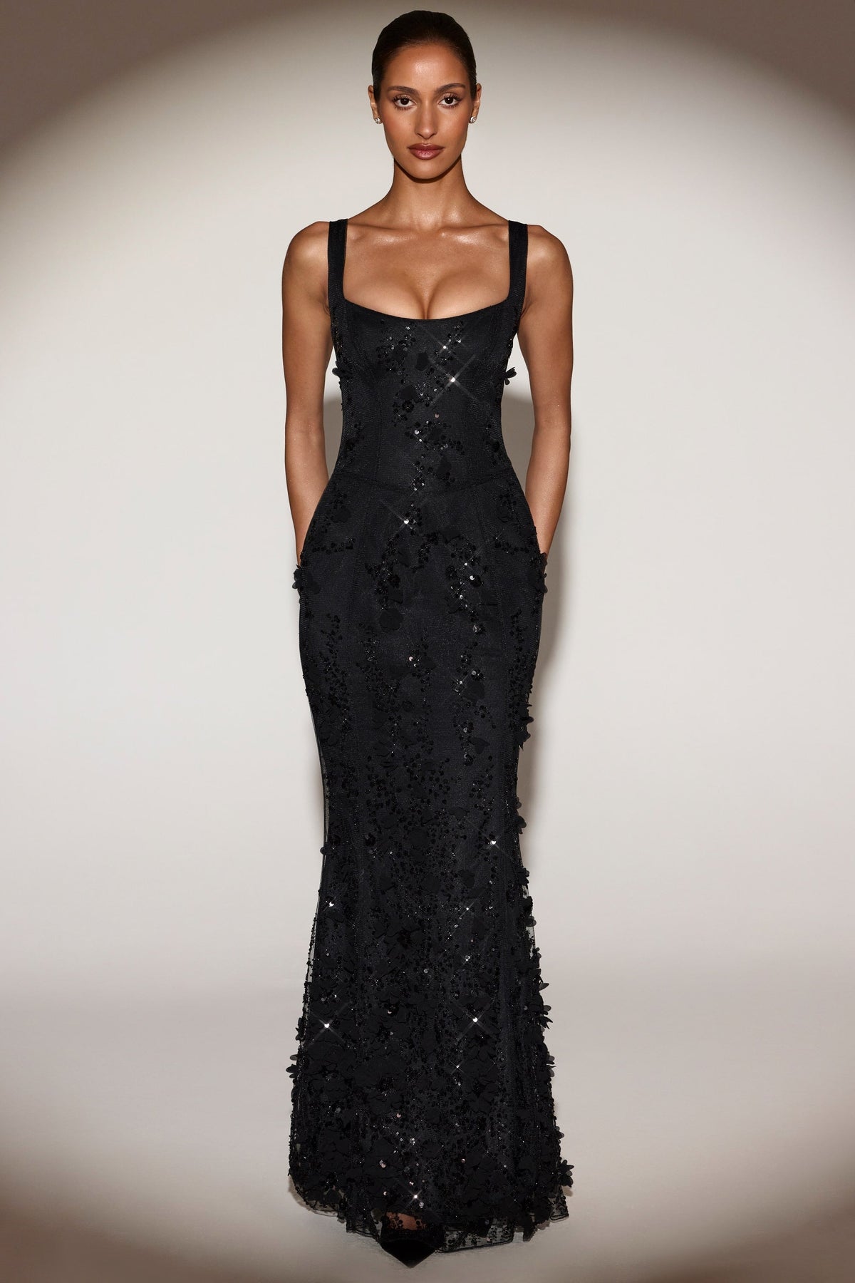Embellished Appliqué Soft-Scoop Corset Gown in Black – view 8