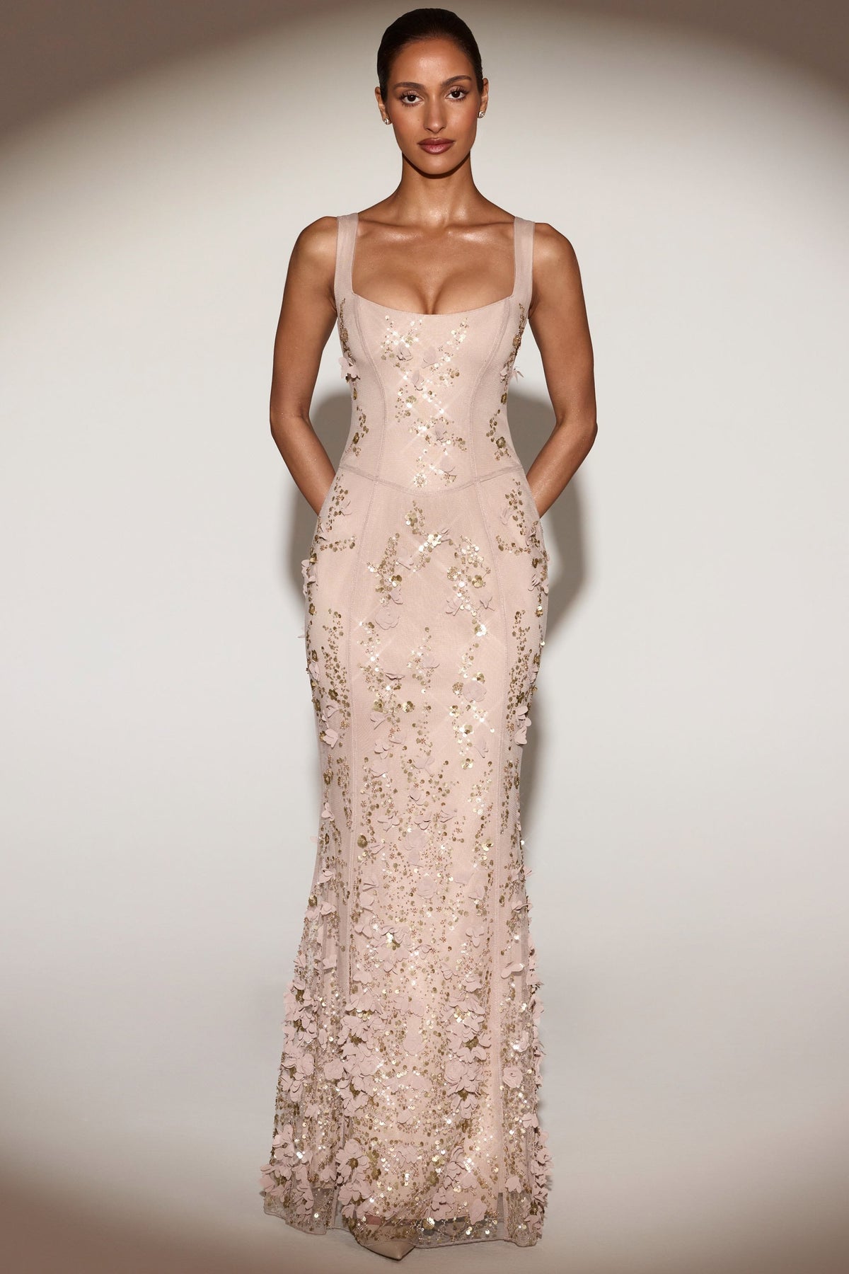 Embellished Appliqué Soft-Scoop Corset Gown in Gold – view 9