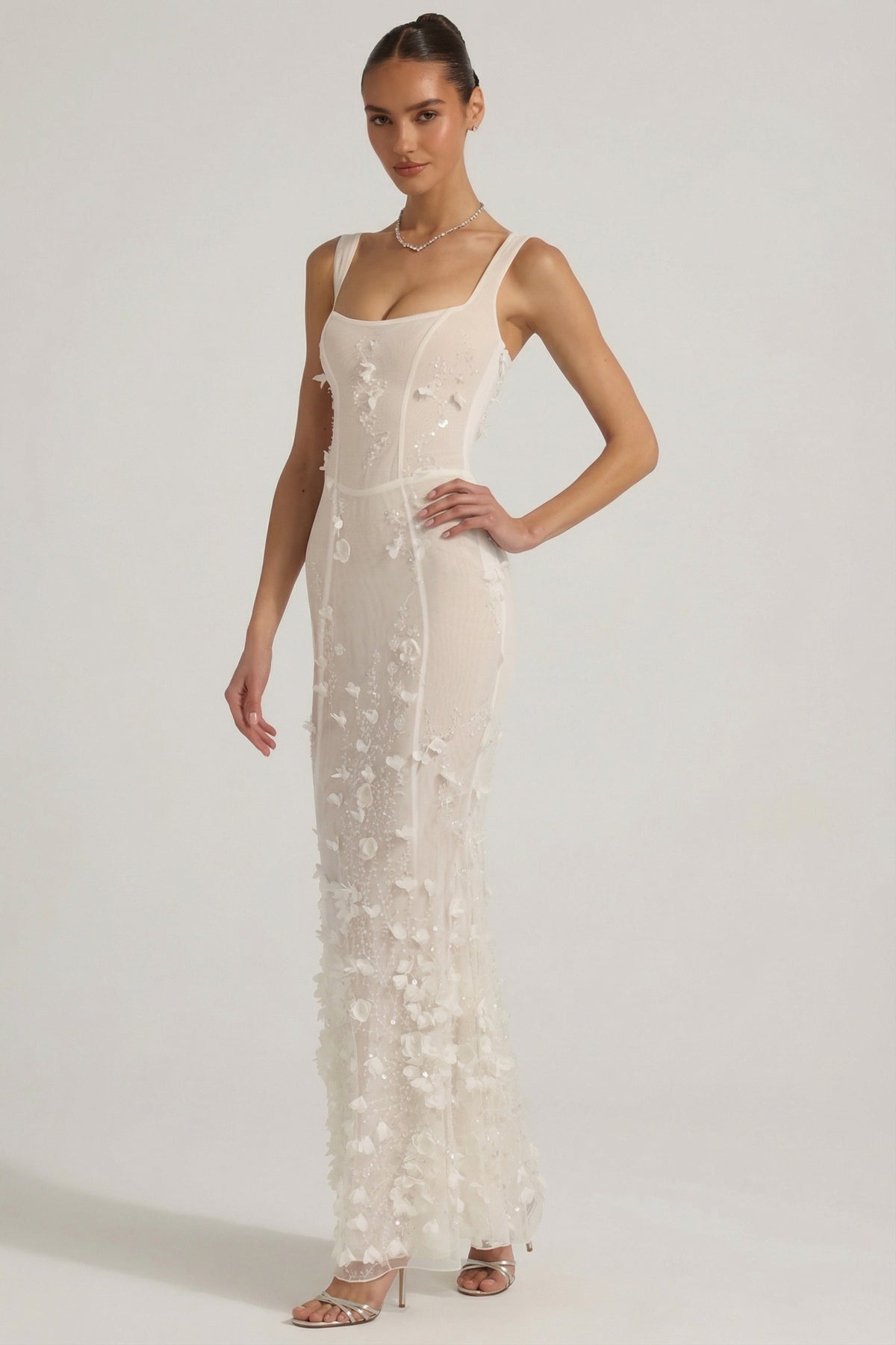 Embellished Appliqué Soft-Scoop Corset Gown in White – view 6