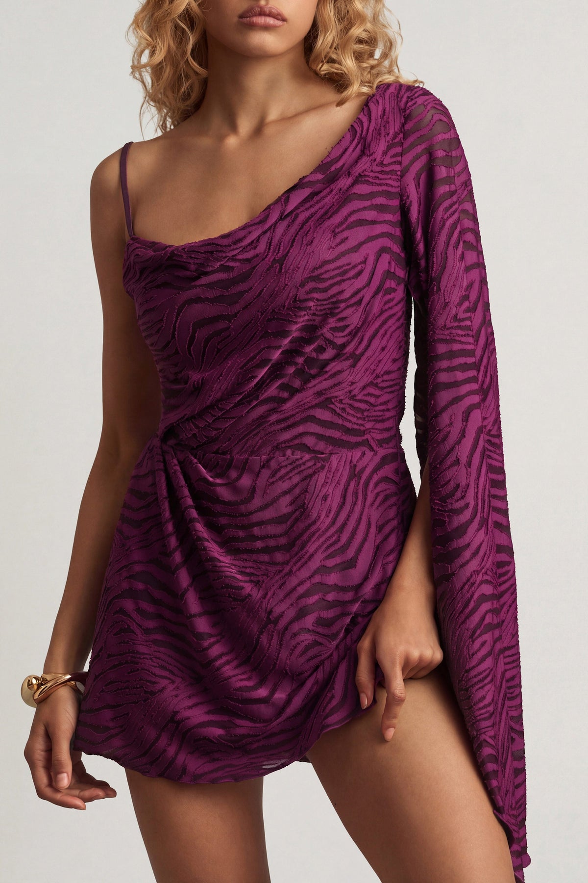 Devoré One-Sleeve A-Line Mini Dress in Berry Purple – view 4