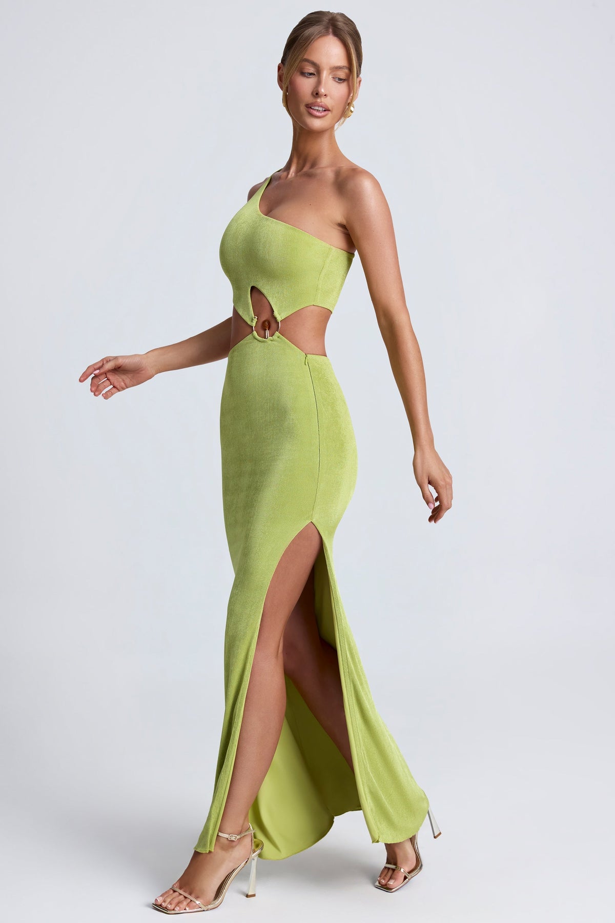 Hardware Detail One-Shoulder Maxi Dress in Olive Green – view 3
