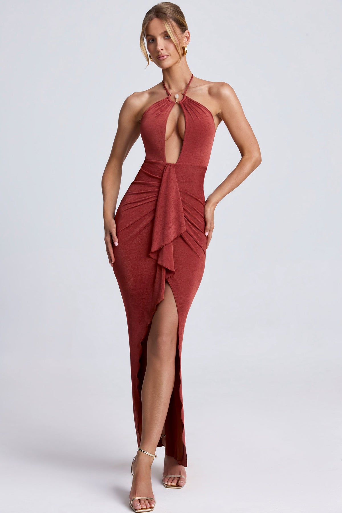 Hardware Detail Cut-Out Halterneck Maxi Dress in Auburn Brown – view 5