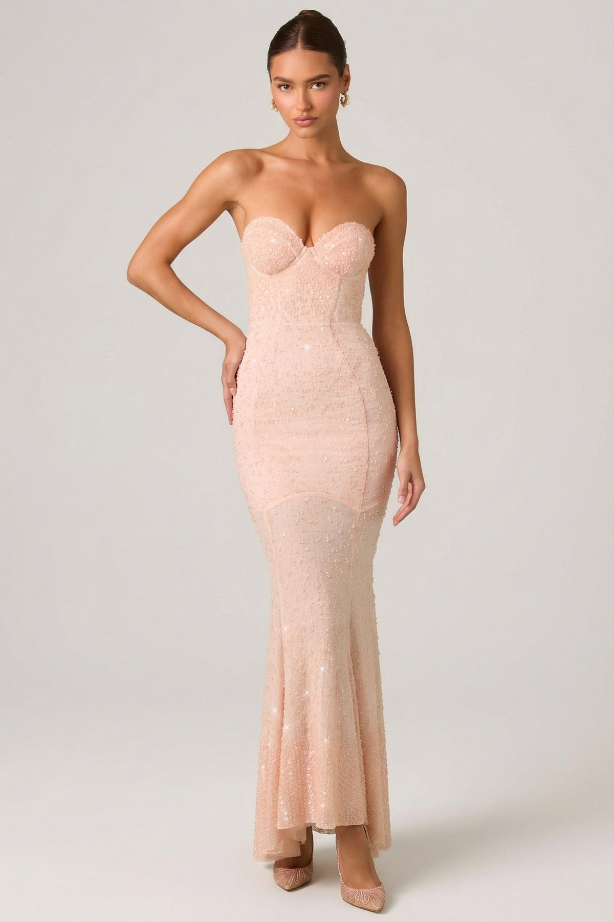 Embellished Sweetheart-Neck Fishtail Gown in Dusty Rose – view 8